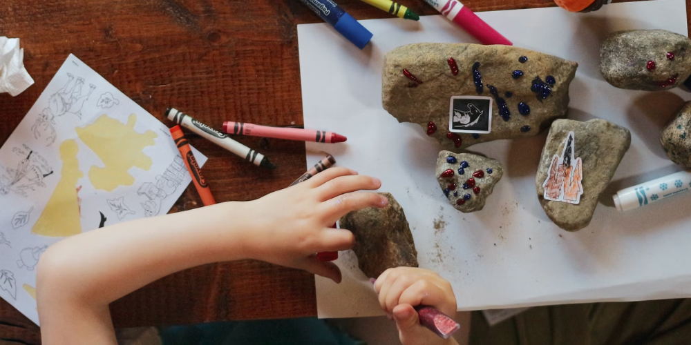 Crafting with Kids: Fun and Educational Projects for Little Ones